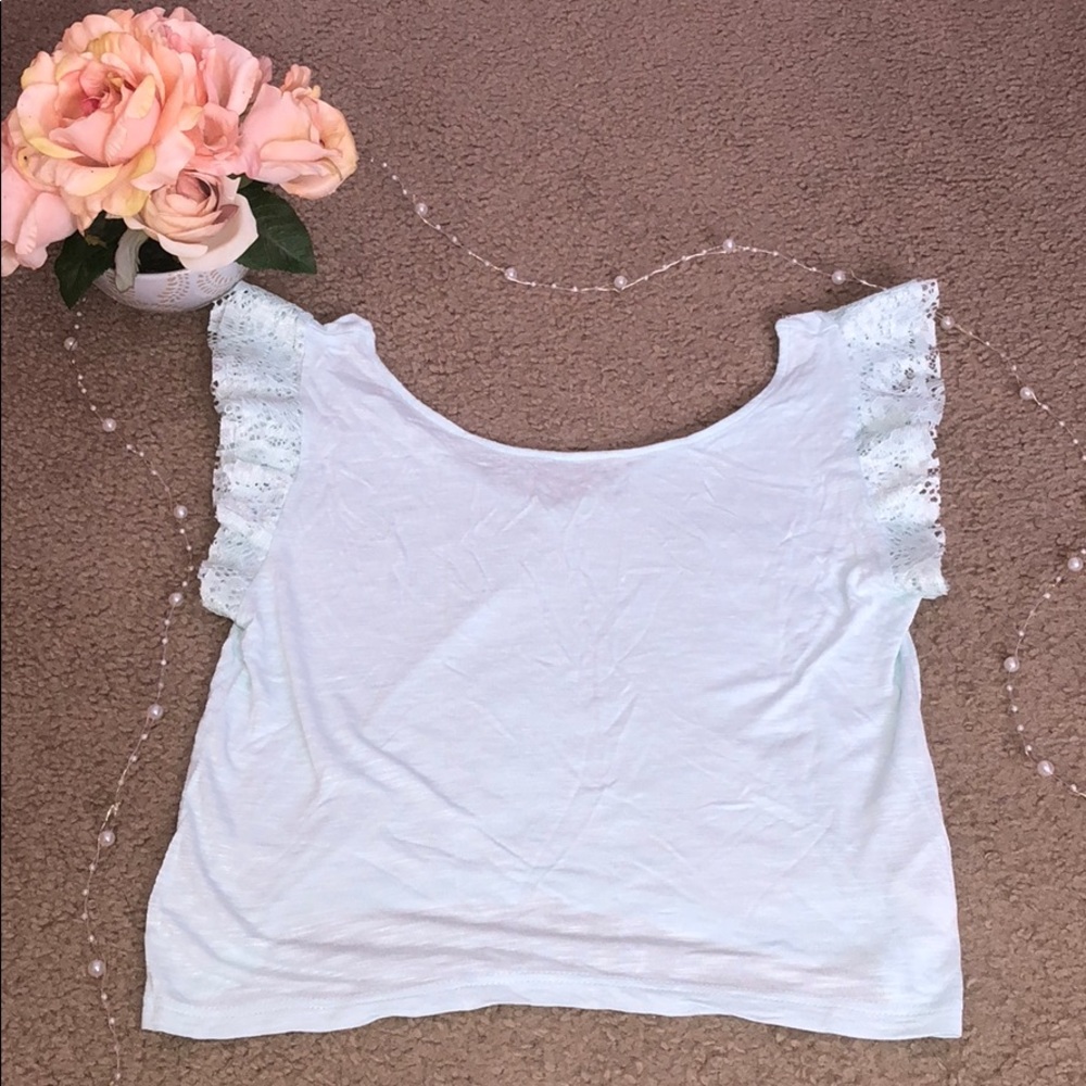 🌸H&M: Mint green cropped top